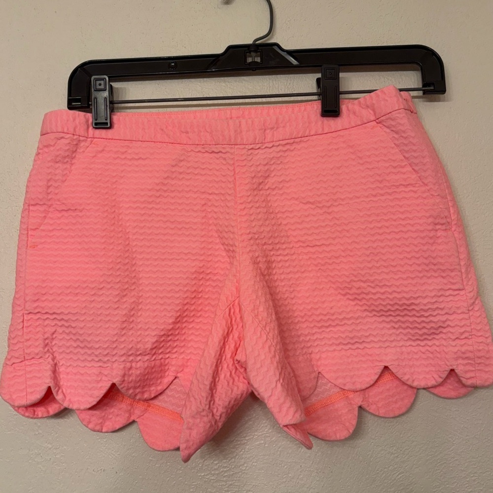 Lilly Pulitzer Women’s Pink Buttercup Scallop Hem Shorts Size 00